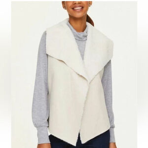LOFT OUTLET FAUX FUR CREAM SHERPA VEST SIZE L